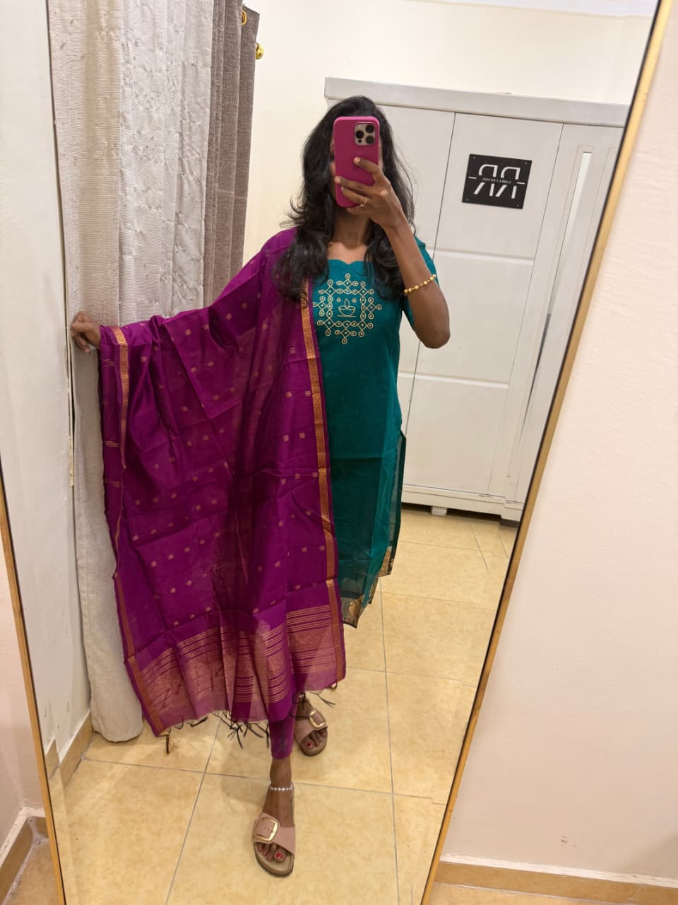 Teal Royale – Dark Pink Silk Dupatta Set