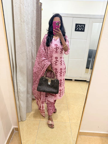 Rosewood Bloom – Pink Floral Kurta Pant Set with Dupatta