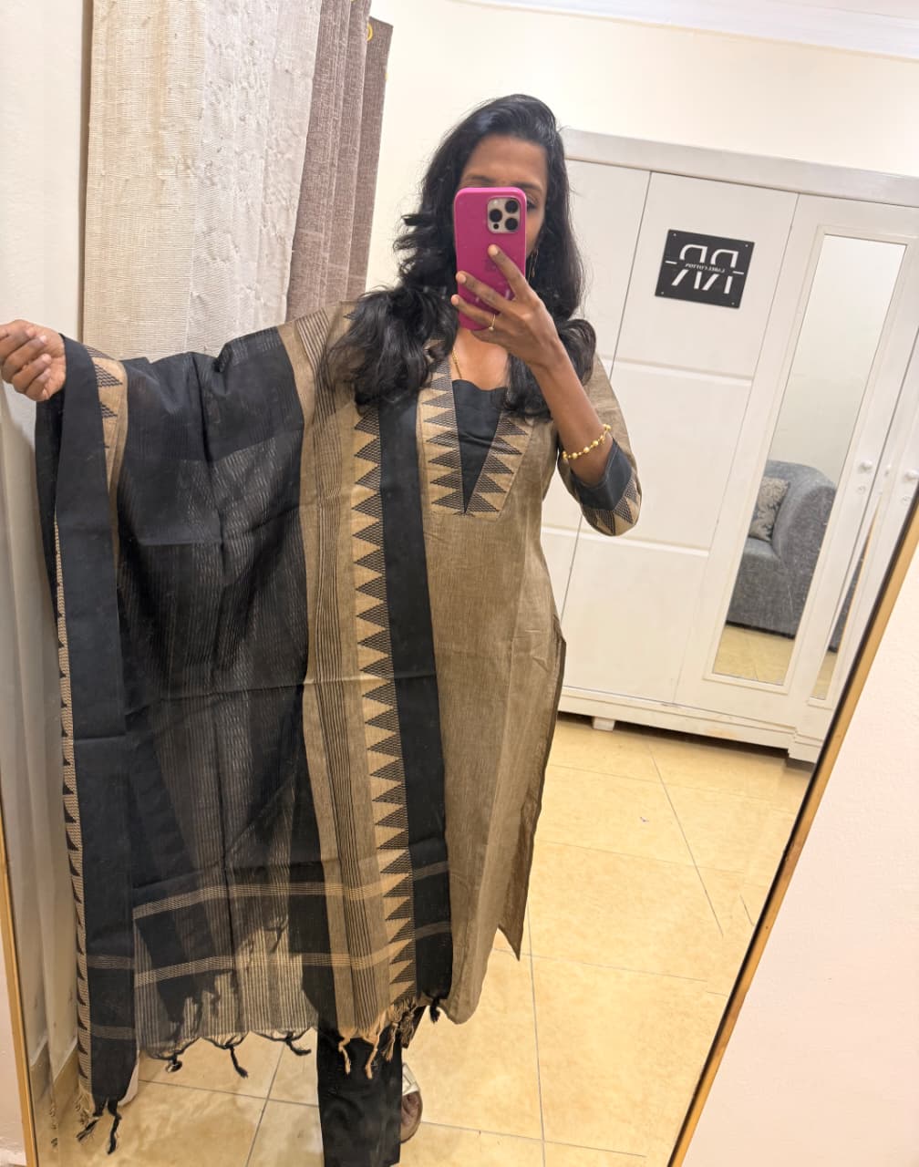 Elegant Mocha Charm – Kurta Pant Dupatta Set