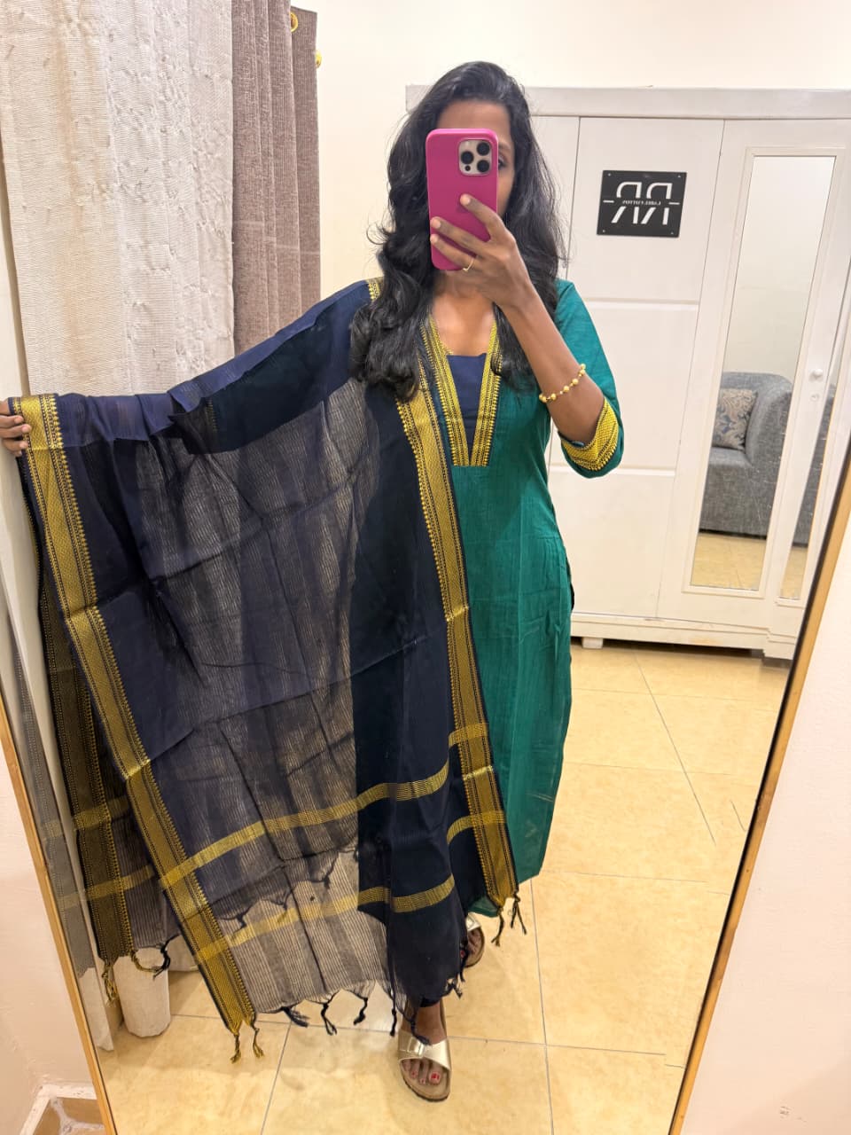 Emerald Noir – Teal & Navy Kurta Pant Dupatta Set