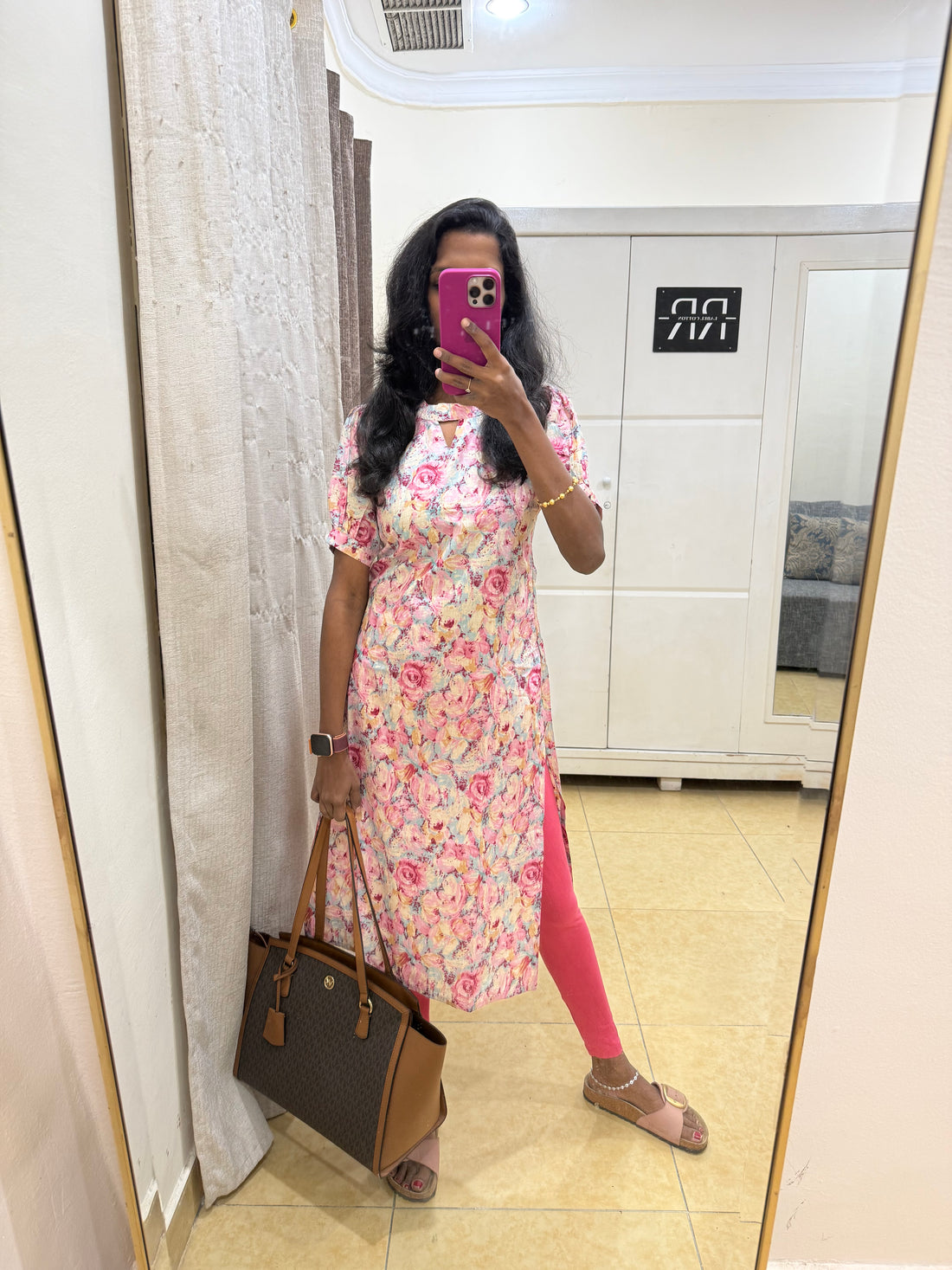 Pastel Petals – Pink Floral Printed Straight Kurta with subtle keyhole cutout at the round neckline